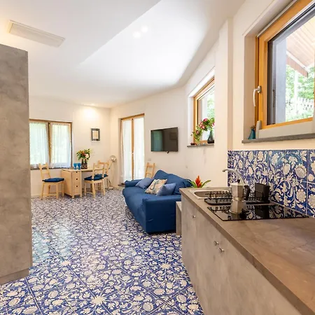 O'mulin Via Fiume 2 Incrocio Pontone